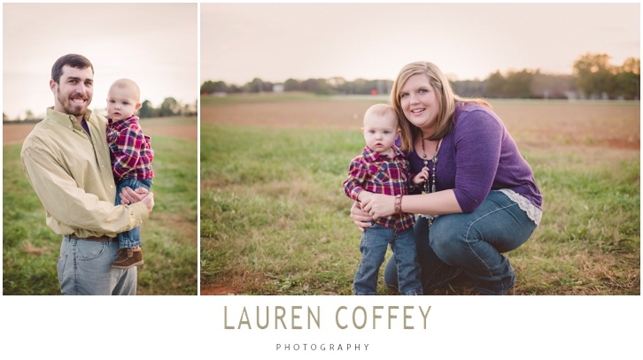 Lauren Coffey Photography, LLC | Decatur Alabama Photographer farm family pictures, farm family picture ideas, family pictures, outdoor family pictures, family pictures in a pasture