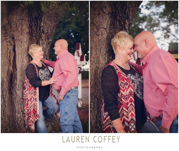 Lauren Coffey Photography, LLC | Decatur Alabama Photographer farm engagement