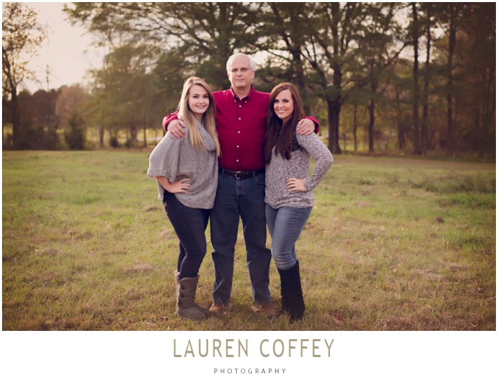 Lauren Coffey Photography, LLC | Decatur Alabama Photographer outdoor family pictures, outdoor family portraits, family pictures, family picture outfit ideas, field family pictures, sunset family pictures