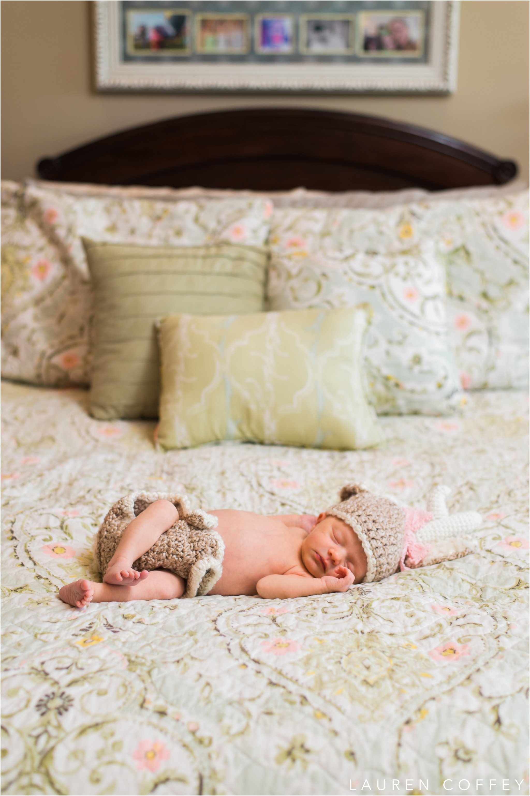 Lauren Coffey Photography, LLC Lifestyle Newborn Photographer